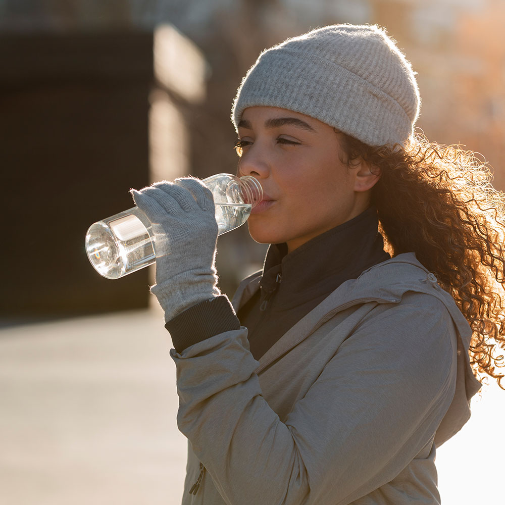 Estratégias para manter a hidratação no frio