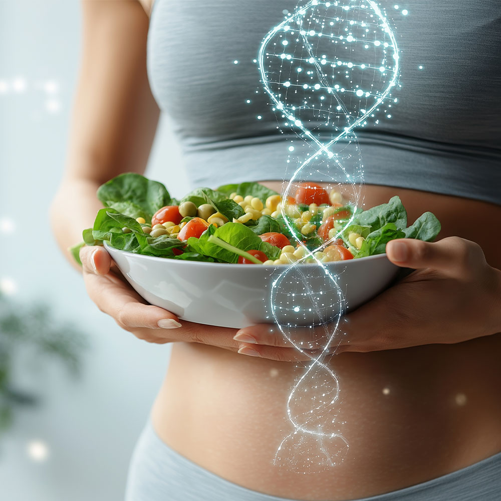 Na foto, uma pessoa segurando um bowl de salada e desenhos representando o DNA na frente da imagem.